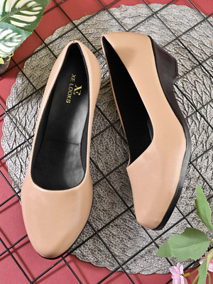 XE Looks Women Wedges(Beige , 6)