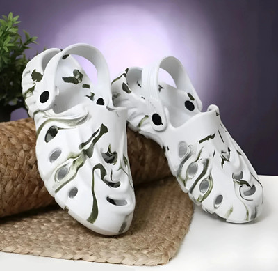 KNIEVL Men Clogs(White, Green , 7)