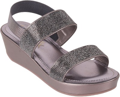 Catwalk Women Wedges(Silver , 9)