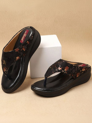 sawadi Women Wedges(Black, Orange , 8)