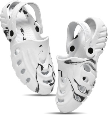 Begone Men Clogs(White , 10)