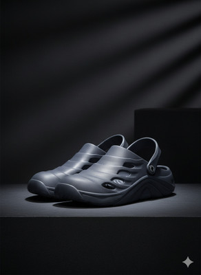 Wild Leopard Men Clogs(Blue , 6)