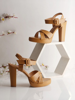 Froh Feet Women Heels(Tan , 3)