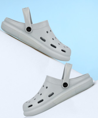 WALKAROO Men Clogs(Grey , 10)