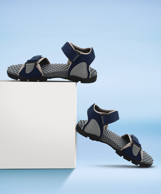 Sparx SS 103 Men Casual(Grey, Navy , 6 UK/India)