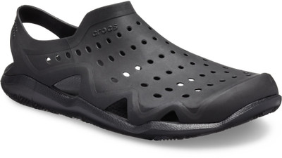 CROCS Men Clogs(Black , 7)