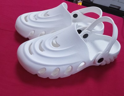 Nam Mini Mart Men Clogs(White , 7)