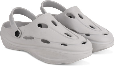SECRITAS Men Clogs(Grey , 8)