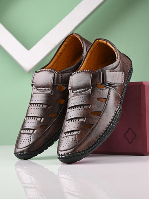 Server Experience Lightweight | Comfort Trendy Premium | Walking Outdoor Stylish Men Sandals(Brown , 10)