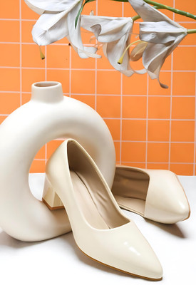 CORSICA Women Heels(Camel , 7)