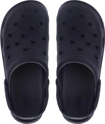Cassiey Men Clogs(Black , 6)