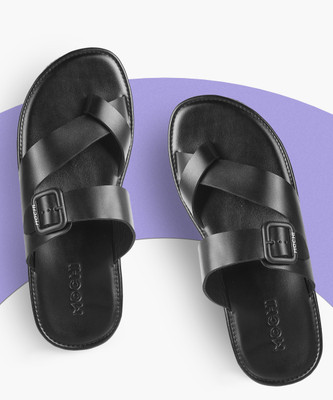 MOCHI Men Sandals(Black , 5)