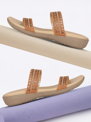 Bata Women Casual(Tan , 4)