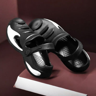 AARJU Men Clogs(Black , 9)