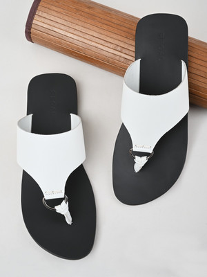 REGAL Men Sandals(White, Black , 9)