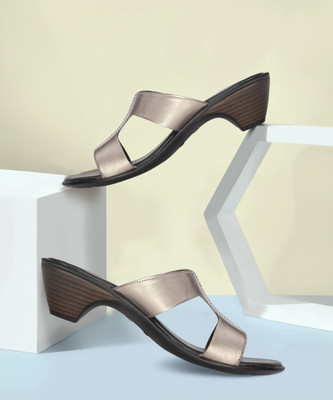 Bata Women Heels(Gold , 4)