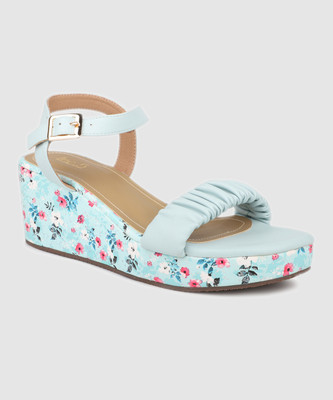 Inc.5 Women Wedges(Blue , 4)