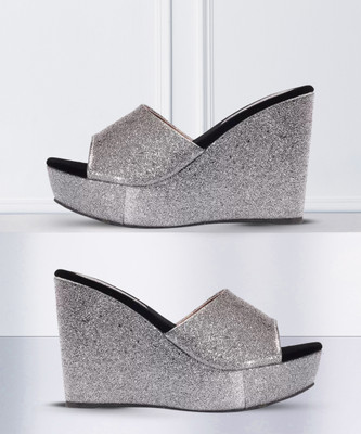 Shoe Lab Women Wedges(Grey , 4)