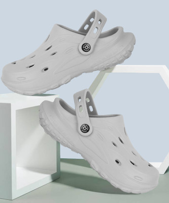 PeniLo Men Clogs(Grey , 8)