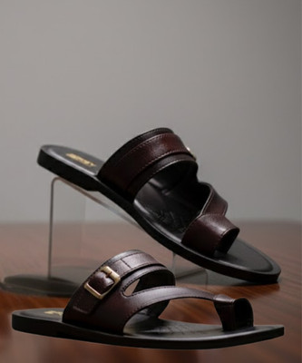 Binny Men Sandals(Brown , 6)