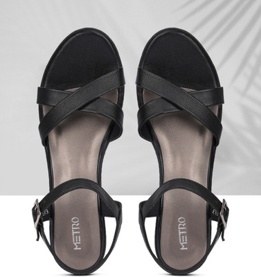 METRO Women Wedges(Black , 5)