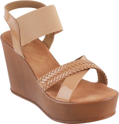 Catwalk Women Wedges(Tan , 8)