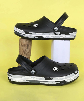 Aqualite Comfort, Anti-Skid Men Clogs(Black , 8)