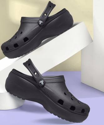 CROCS Classic Platform Clog W Men Clogs(Black , 8)