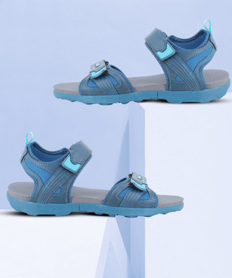 Sparx SS 582 Men Sports Sandals(Blue , 9)