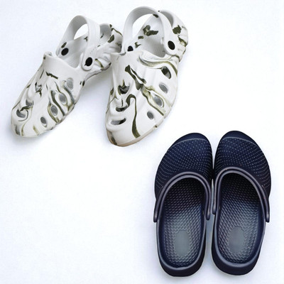Monrav Men Clogs(White, Navy , 11)