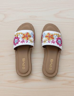 BYQB Women Flats(White , 4)