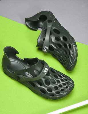 Wave Walker Men Clogs(Olive , 6)