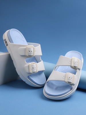 TOE CANDY Men Sandals(Multicolor , 6)