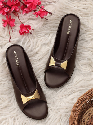 TRASE Women Wedges(Brown , 6)
