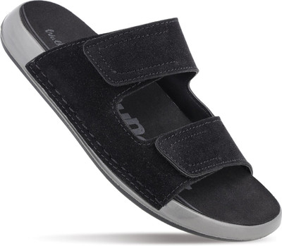 WALKAROO Men Sandals(Black , 9)
