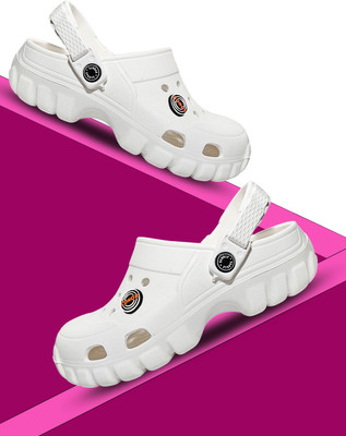 Conor Men Clogs(Off White , 10)