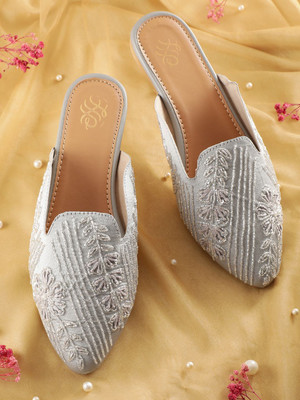 House of Pataudi Bellies For Women(Grey , 7)