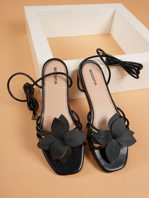 MOZAFIA Women Flats(Black , 8)