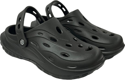 Salutoz Men Clogs(Black , 7)