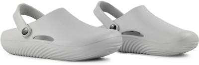 Golazo Men Clogs(Grey , 9)