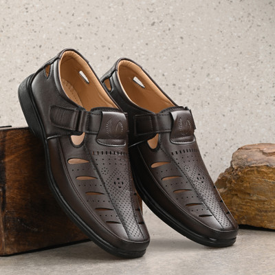 Vellinto Men Sandals(Brown , 10)