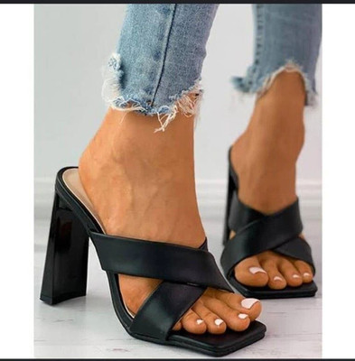 Froh Feet Women Heels(Black , 6)