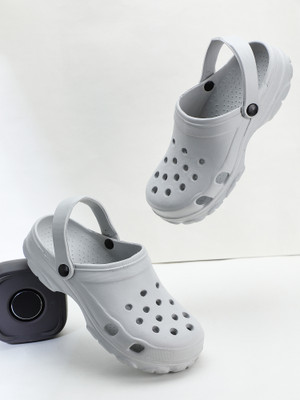 GRIPTON Men Clogs(Grey , 6)