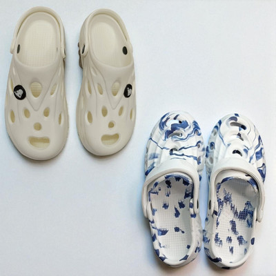 Monrav Men Clogs(White, Multicolor , 8)