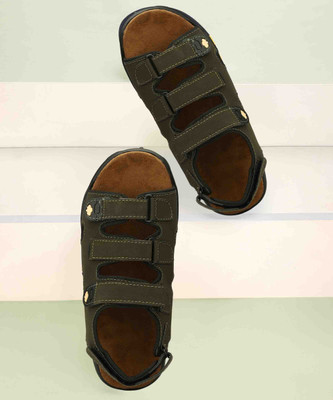High Steps Men Sandals(Green , 7)