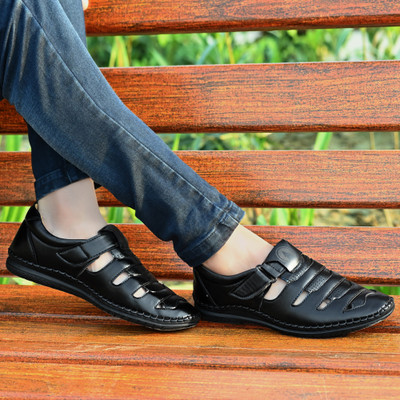 Rising Wolf Comfortable Outdoor Regular Use Synthetic Leather Velcro Casual For Kids Men Sandals(Black , 3)