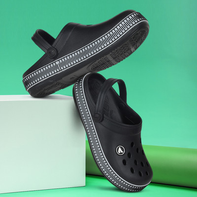 Aqualite Men Clogs(Black , 10)