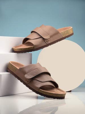 Roadster Men Sandals(Beige , 7)