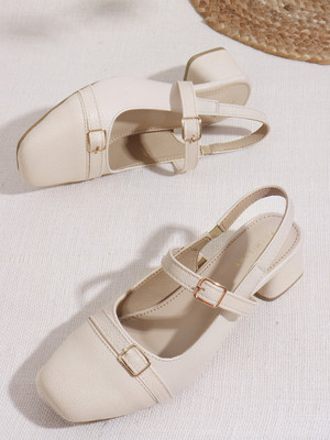 CHEMISTRY Women Heels(Off White , 5)