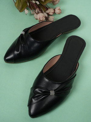 Walkfree Women Flats(Black , 5)